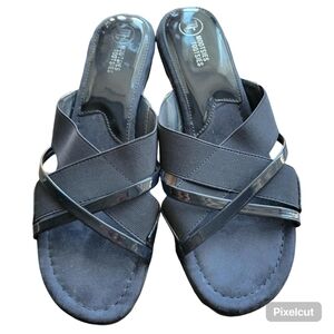 NWOT Mootsies Tootsies patent leather strappy sandals Size 9.5